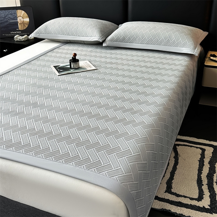 91家纺网 家纺一手货源 找家纺 雯豆家纺 2025夏季新款PE中分子凉感凉席三件套冰丝凉感席子纯色素色成人平铺绑带款 简尚-月影灰