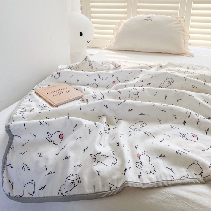 91家纺网 家纺一手货源 找家纺 潮邦 2025新款全棉双层纱多功能盖毯 兔跳跳