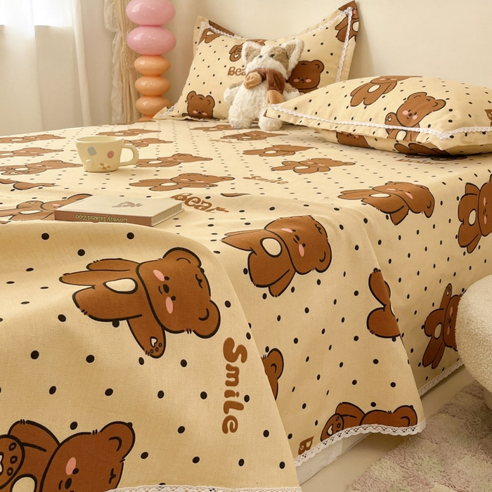 91家纺网 家纺一手货源 找家纺 新印象  2025新款花边老粗布床单款床笠款三件套小熊软糖