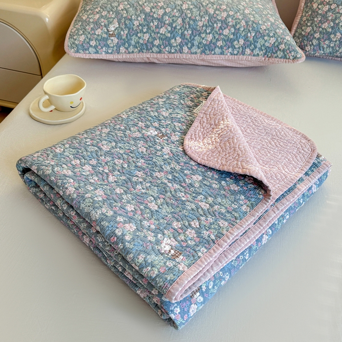 91家纺网 家纺一手货源 找家纺 宜梦家居【需要买家秀请联系老板】 2025新款双面纯棉夹层新疆棉花高温砂洗全棉床盖 银杉之梦