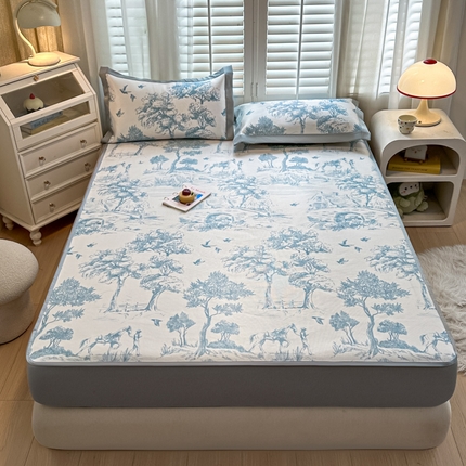 花言狐语 2025新款真冰藤印花床笠款凉席 丛林间-蓝