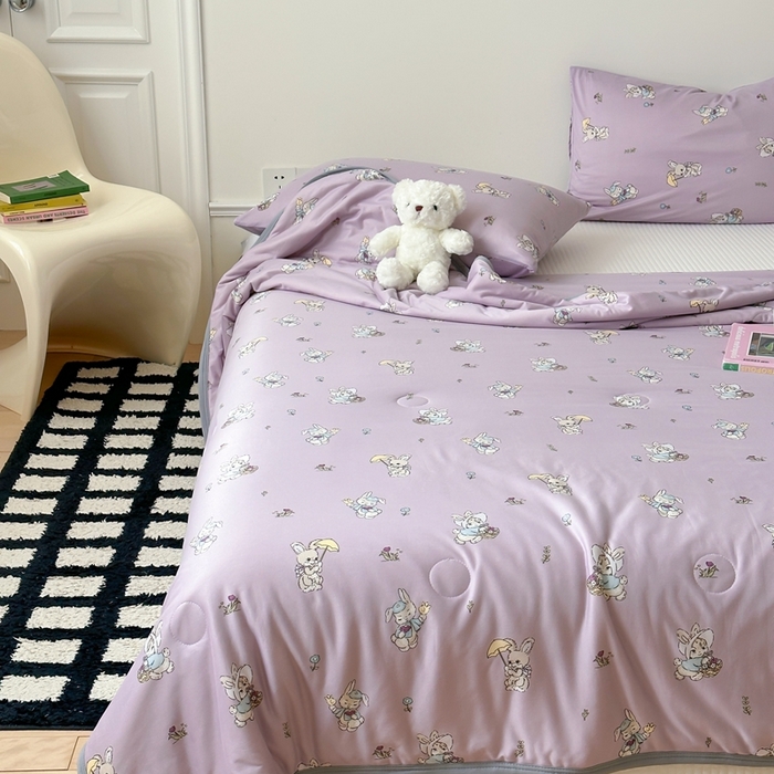 91家纺网 家纺一手货源 找家纺 觅糖家纺 2025新款软糯针织云柔大豆夏被 花蓝小兔