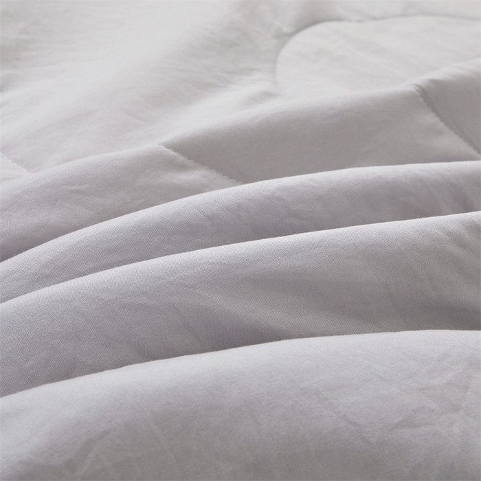 91家纺网 家纺一手货源 找家纺 西域种棉人·千百笠 2025新款A类100%新疆棉花夏凉被纯棉全棉填充毛巾绣绣花纯色双拼原棉空调被夏被 云暖-云雾灰