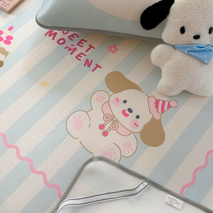 91家纺网 家纺一手货源 找家纺 美乐迪家纺 2025新款碳光凉感冰丝席 蛋糕大耳狗