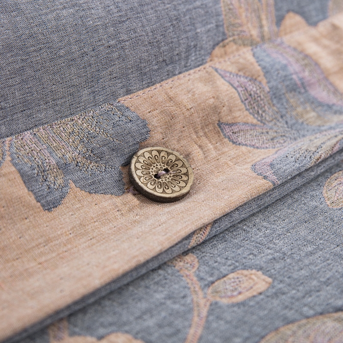 91家纺网 家纺一手货源 找家纺 2025新款全棉色织双层纱纽扣款四件套 七里香-粉灰