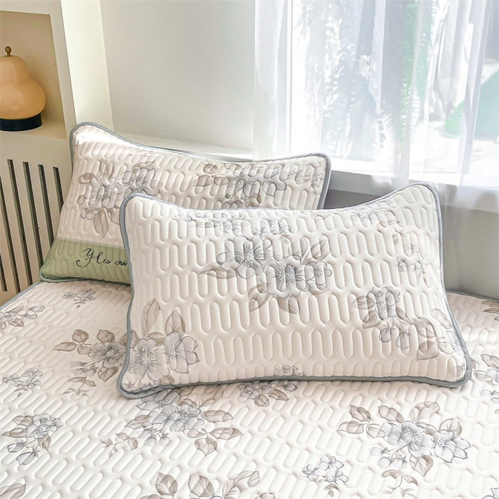 91家纺网 家纺一手货源 找家纺 布卢姆床垫 2025新款5mmA类乳胶凉席床笠套件夏被组合 花艺人间