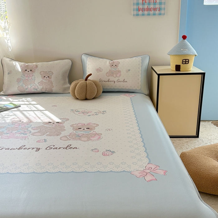 91家纺网 家纺一手货源 找家纺 美乐迪家纺 2025新款碳光凉感冰丝席 三只熊