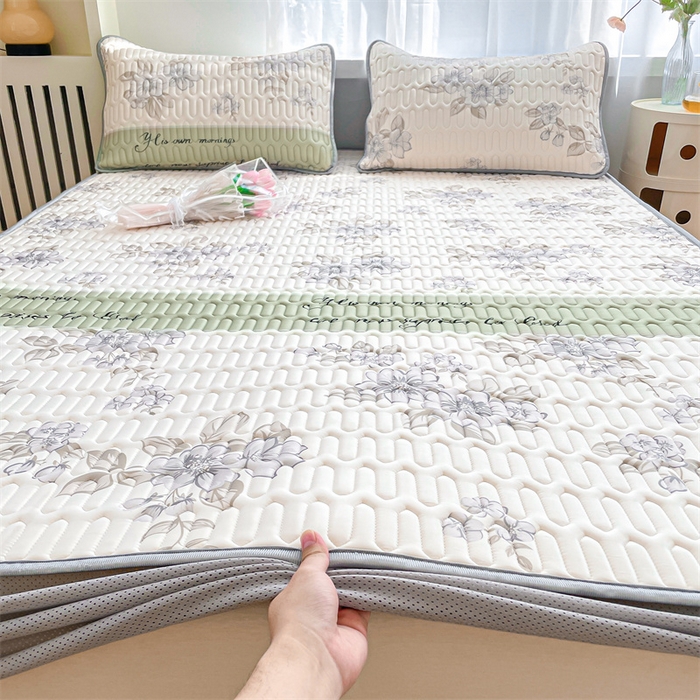 91家纺网 家纺一手货源 找家纺 布卢姆床垫 2025新款5mmA类乳胶凉席床笠套件夏被组合 花艺人间