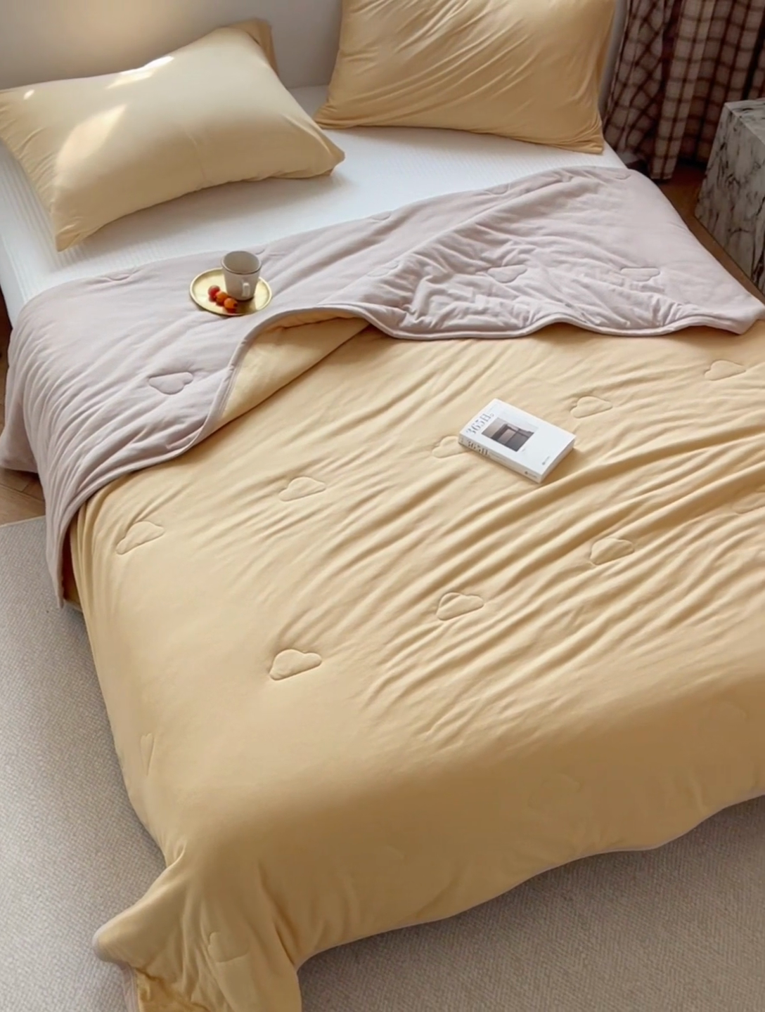 91家纺网 家纺一手货源 找家纺 安莱生活 2025新款全棉纯棉云感针织棉双拼夏被夏凉被空调被 奶卡双拼