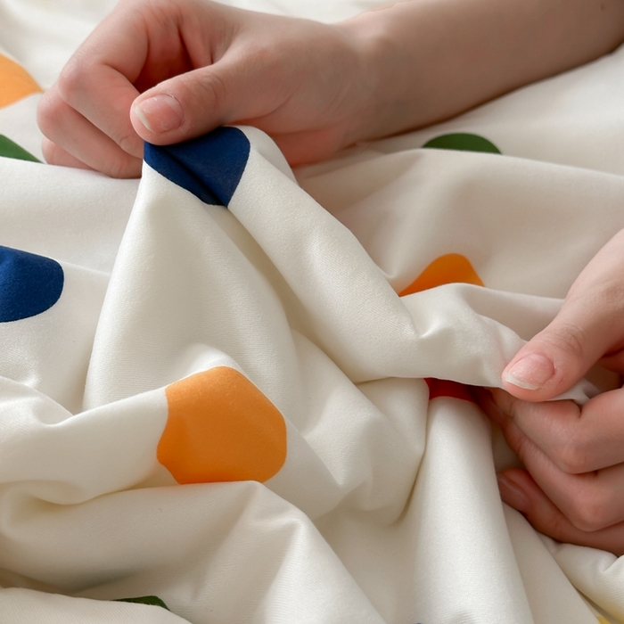 91家纺网 家纺一手货源 找家纺 觅糖家纺 2025新款软糯针织云柔大豆夏被 彩色波点