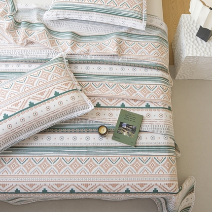 91家纺网 家纺一手货源 找家纺 （总）萌宝老粗布毛绒玩具 2025新款原棉老粗布印花床单系列细纱帆布软凉席三枚段条花边款