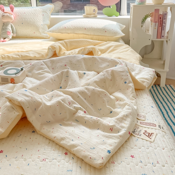 91家纺网 家纺一手货源 找家纺 老帅的工厂店 2025新款a类云感双层纱7a抗菌夏被床盖四件套 织梦