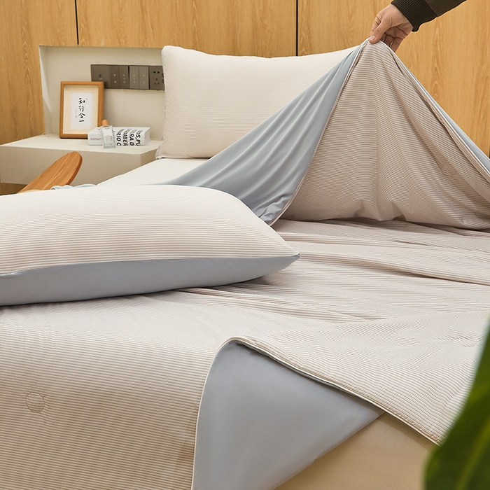 91家纺网 家纺一手货源 找家纺 金喜 2025新款A类高克重冰丝夏被云母凉感夏凉被子（10%氨纶） 云母咖