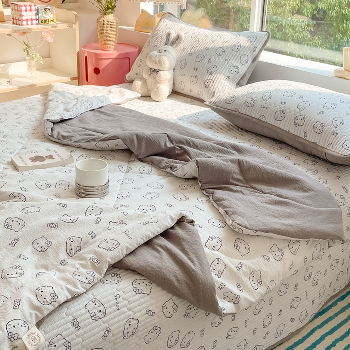 91家纺网 家纺一手货源 找家纺 老帅的工厂店 2025新款a类云感双层纱7a抗菌夏被床盖四件套 猫咪