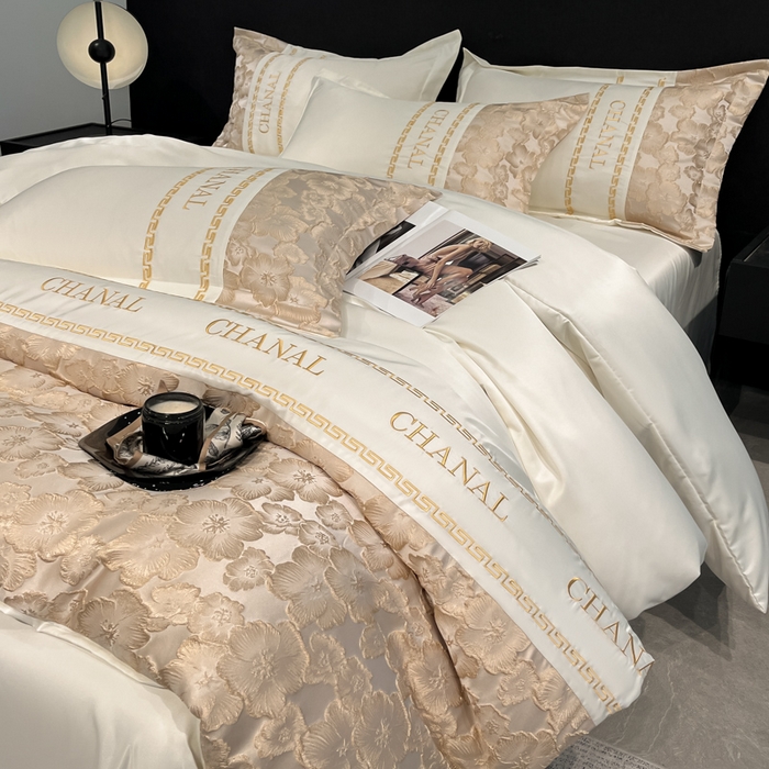 91家纺网 家纺一手货源 找家纺 米彩家纺 2025新款A类水洗真丝金丝浮雕提花绣花四件套 桃花-奶白