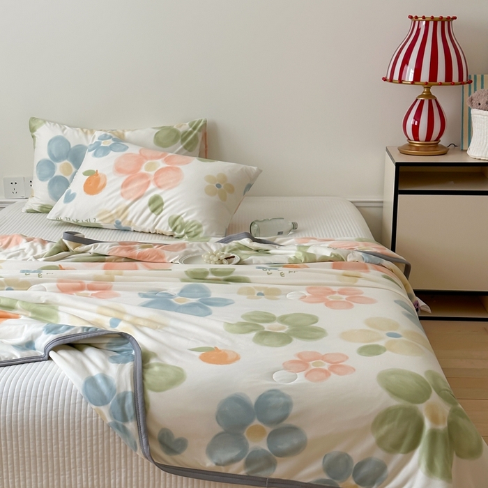 91家纺网 家纺一手货源 找家纺 觅糖家纺 2025新款软糯针织云柔大豆夏被 花梦