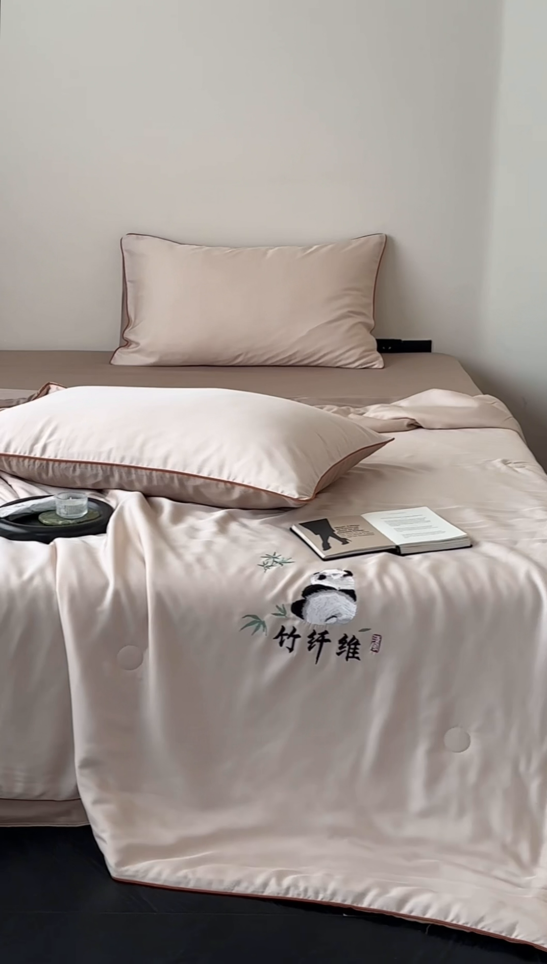 91家纺网 家纺一手货源 找家纺 （总）卡巴伦2025新款A类天竹刺绣蚕蛹蛋白纤维夏被四件套