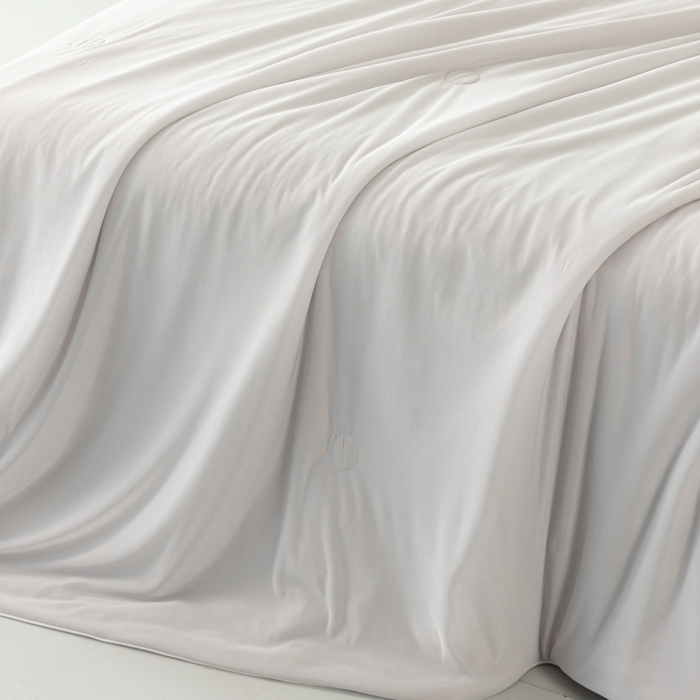 91家纺网 家纺一手货源 找家纺 瑜珠家纺 2025新款瑜珠云母凉感丝夏被 高级灰