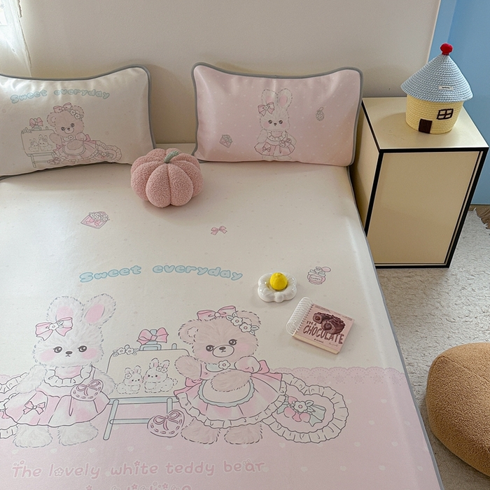 91家纺网 家纺一手货源 找家纺 美乐迪家纺 2025新款碳光凉感冰丝席 甜心兔