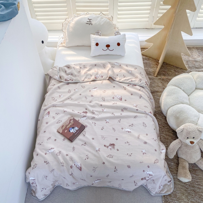 91家纺网 家纺一手货源 找家纺 潮邦 2025新款全棉双层纱多功能盖毯 背包兔