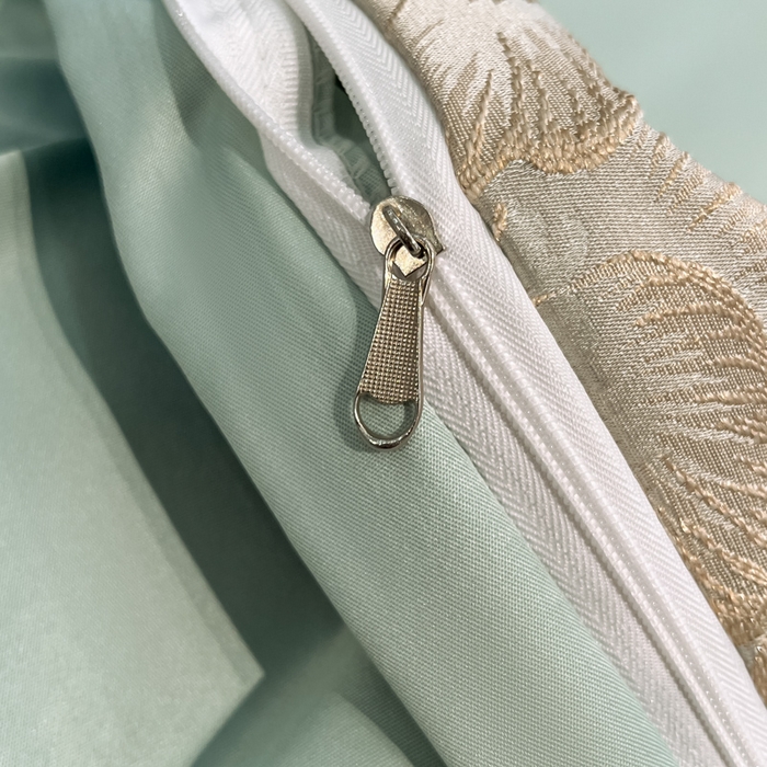 91家纺网 家纺一手货源 找家纺 米彩家纺 2025新款A类水洗真丝金丝浮雕提花绣花四件套 桃花-水绿