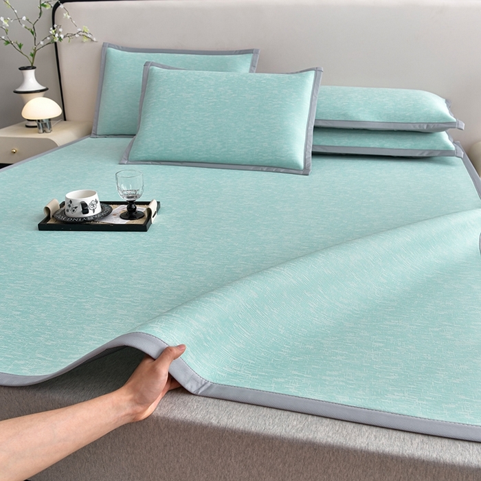 91家纺网 家纺一手货源 找家纺 芯诗曼家纺 2025新款三明治凉感丝提花冰丝席凉席 莫兰-绿床席款