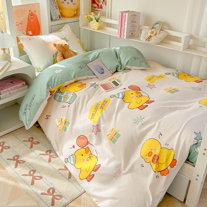 91家纺网 家纺一手货源 找家纺 悦织湾家纺 2025新款印花学生宿舍亲肤芦荟棉三件套单双人四件套轻奢印花磨毛床上用品 开心鸭