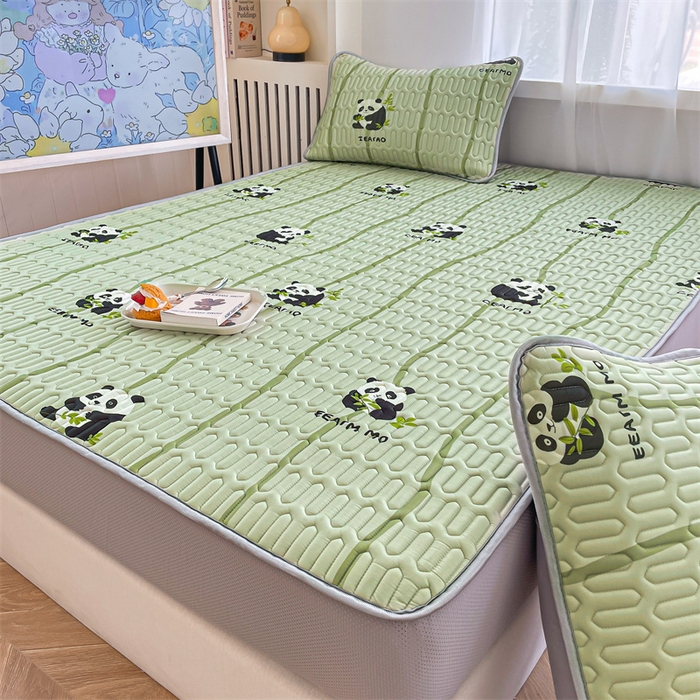 91家纺网 家纺一手货源 找家纺 布卢姆床垫 2025新款5mmA类乳胶凉席床笠套件夏被组合 欢乐熊猫