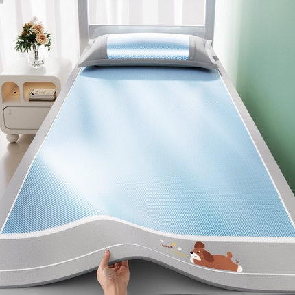 91家纺网 家纺一手货源 找家纺 川悦生活 2025新款纯色凉感冰丝席-小床 帕帕狗仔-水蓝