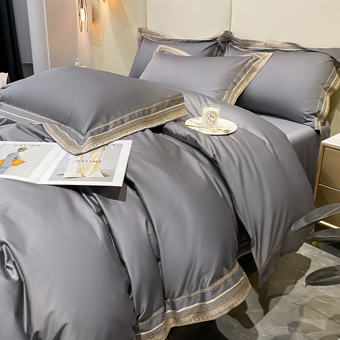 91家纺网 家纺一手货源 找家纺 瑞驰家纺 2025新款长绒棉纯棉绣花四件套--千寻系列 千寻-绅士灰