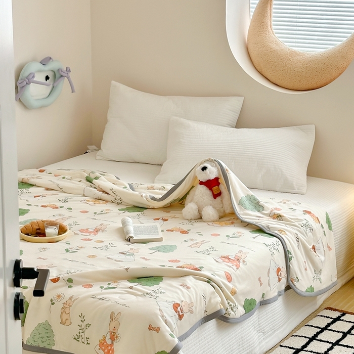 91家纺网 家纺一手货源 找家纺 觅糖家纺 2025新款软糯针织云柔大豆夏被 春天里