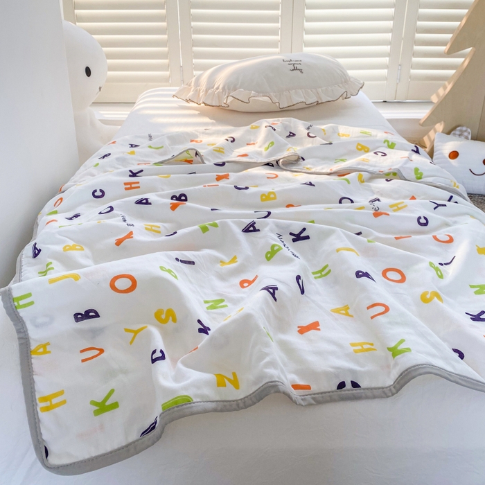 91家纺网 家纺一手货源 找家纺 潮邦 2025新款全棉双层纱多功能盖毯 甜心字母