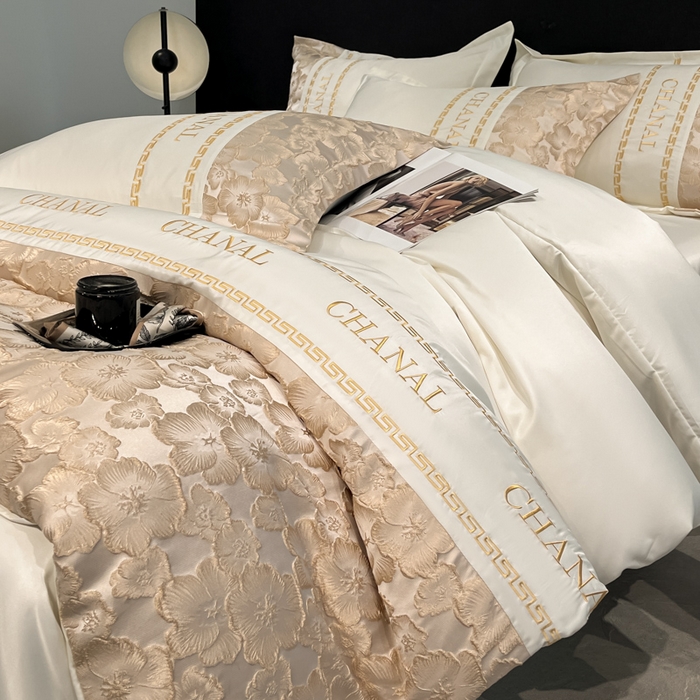 91家纺网 家纺一手货源 找家纺 米彩家纺 2025新款A类水洗真丝金丝浮雕提花绣花四件套 桃花-奶白