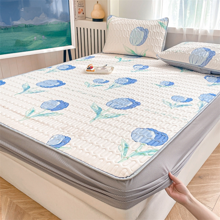 91家纺网 家纺一手货源 找家纺 布卢姆床垫 2025新款5mmA类乳胶凉席床笠套件夏被组合 郁金香-蓝