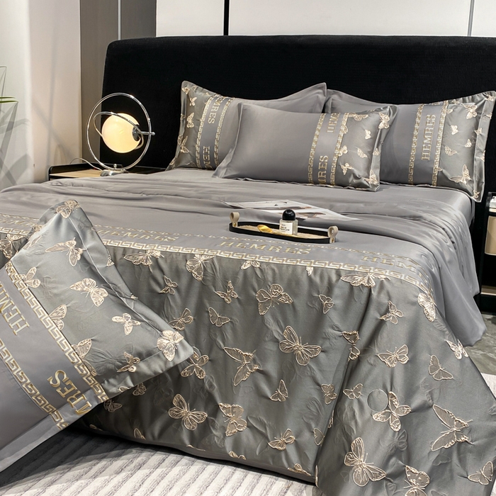 91家纺网 家纺一手货源 找家纺 子曰 2025新款金丝提花浮雕刺绣水洗真丝夏被四件套夏凉被空调被 醉蝴蝶-灰