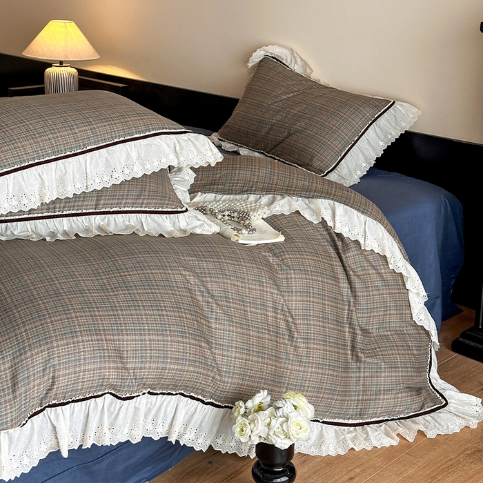 91家纺网 家纺一手货源 找家纺 蓝邻家纺 2025春夏新款全棉纯棉复古双层纱花边织带款四件套 梵可