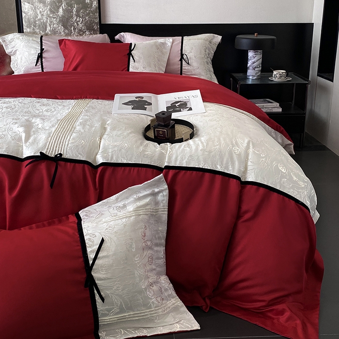 91家纺网 家纺一手货源 找家纺 优悦生活馆 2025年新款工艺款冰丝浮雕拼接四件套 璀璨之恋-红