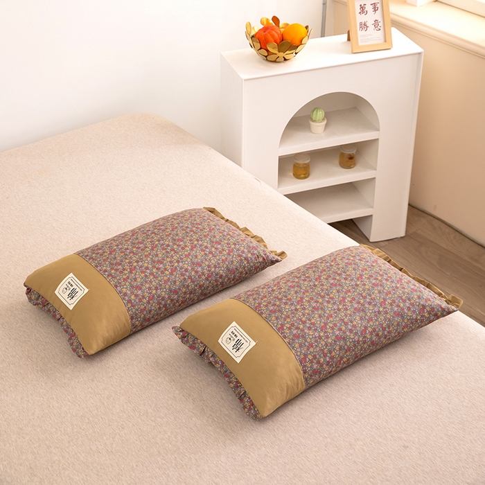 91家纺网 家纺一手货源 找家纺 九州枕芯 2025新款全棉双层小碎花纯荞麦枕 枕头枕芯 梅子红35*55cm/只