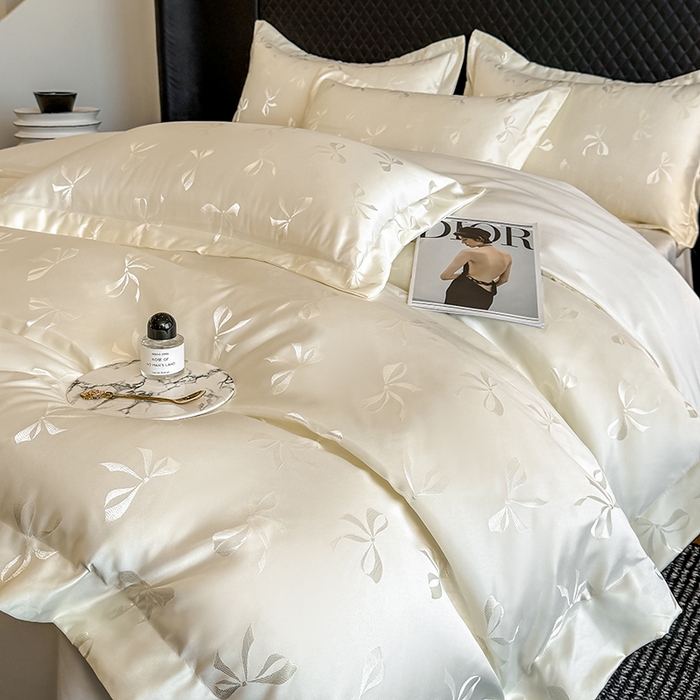 91家纺网 家纺一手货源 找家纺 狂想家 2025新款高奢提花水洗天丝系列四件套 情结奶昔白