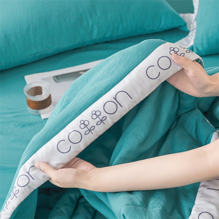 91家纺网 家纺一手货源 找家纺 西域种棉人·千百笠 2025新款A类100%新疆棉花夏凉被纯棉全棉填充毛巾绣绣花纯色双拼原棉空调被夏被 千寻蔚蓝