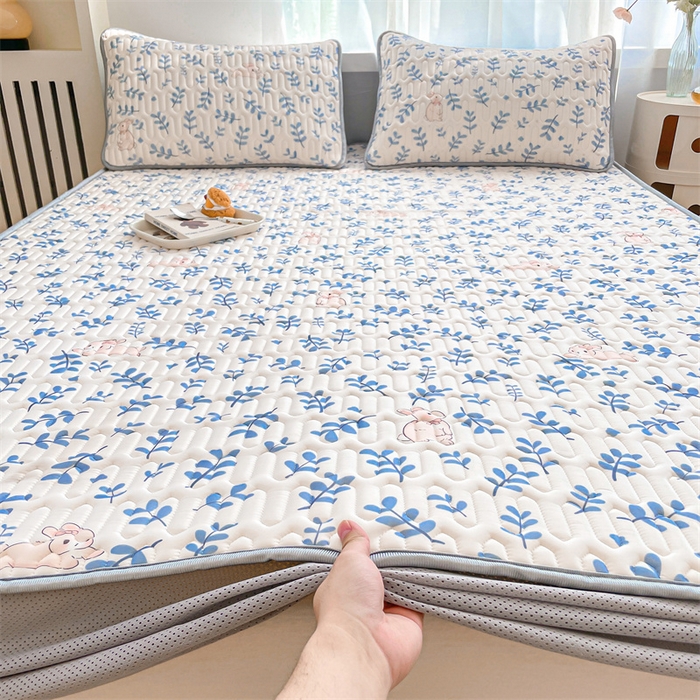 91家纺网 家纺一手货源 找家纺 布卢姆床垫 2025新款5mmA类乳胶凉席床笠套件夏被组合 芊芊玉兔