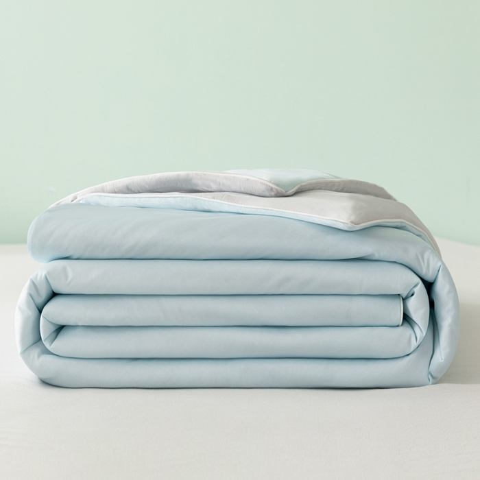 91家纺网 家纺一手货源 找家纺 瑜珠家纺 2025新款瑜珠云母凉感丝夏被 蓝+灰