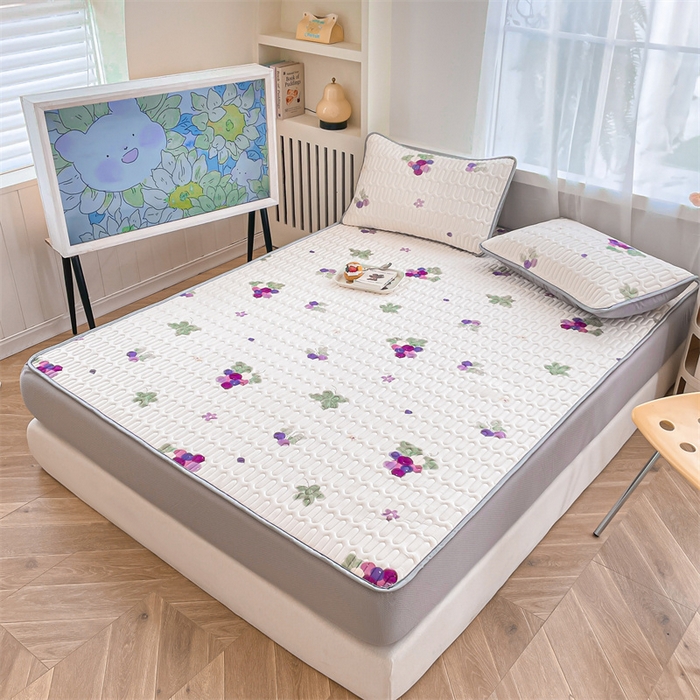 91家纺网 家纺一手货源 找家纺 布卢姆床垫 2025新款5mmA类乳胶凉席床笠套件夏被组合 葡萄乐园