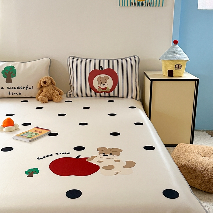 91家纺网 家纺一手货源 找家纺 美乐迪家纺 2025新款碳光凉感冰丝席 苹果狗狗