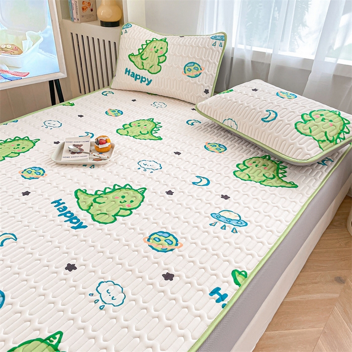 91家纺网 家纺一手货源 找家纺 布卢姆床垫 2025新款5mmA类乳胶凉席床笠套件夏被组合 可爱恐龙