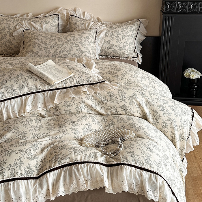 91家纺网 家纺一手货源 找家纺 蓝邻家纺 2025春夏新款全棉纯棉复古双层纱花边织带款四件套 瑞莎-深灰