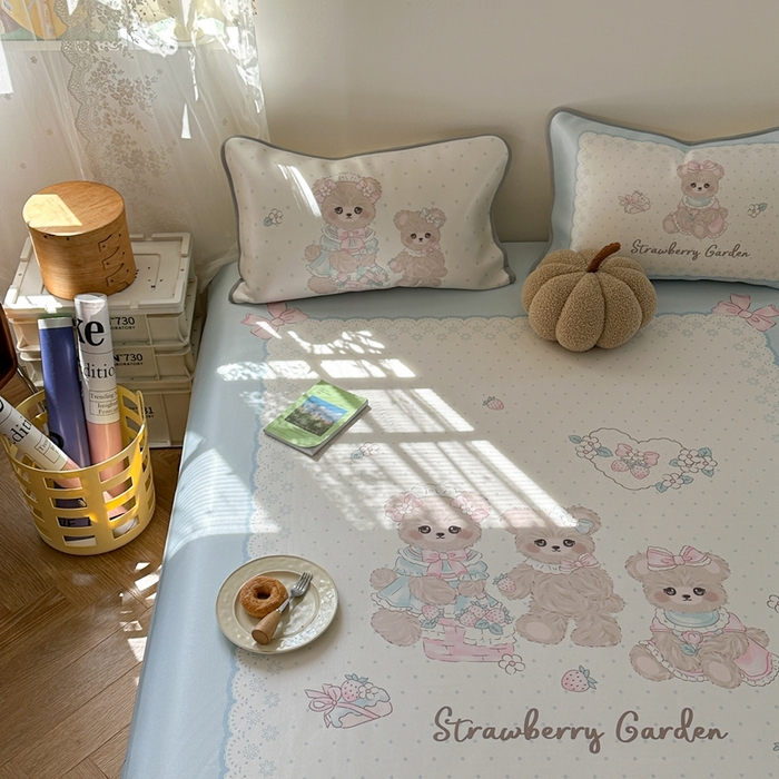 91家纺网 家纺一手货源 找家纺 美乐迪家纺 2025新款碳光凉感冰丝席 三只熊