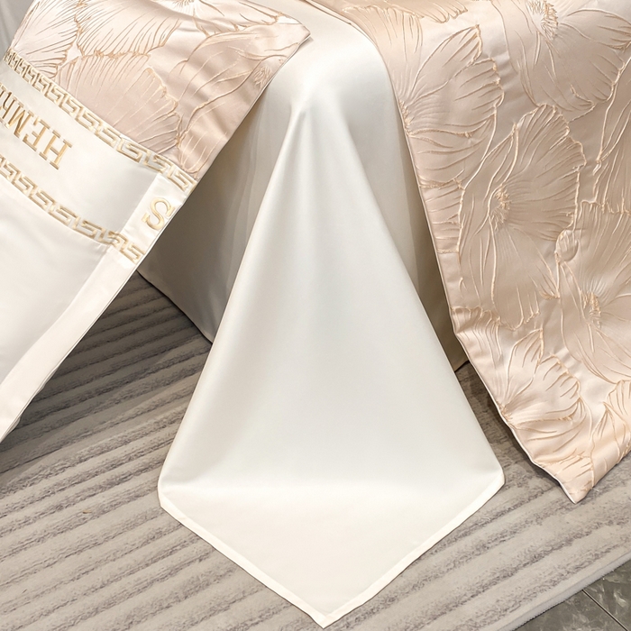 91家纺网 家纺一手货源 找家纺 （总）子曰 2025新款金丝提花浮雕刺绣水洗真丝夏被四件套夏凉被空调被