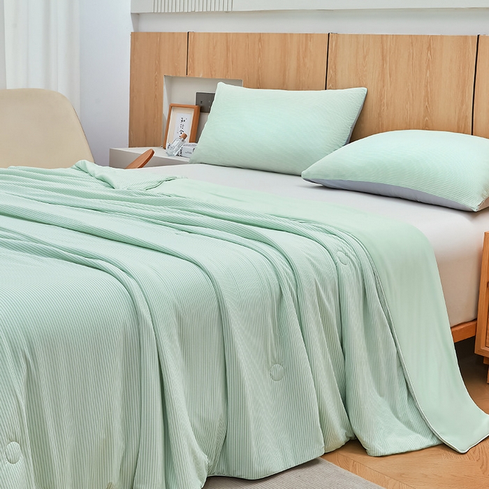 91家纺网 家纺一手货源 找家纺 金喜 2025新款A类高克重冰丝夏被云母凉感夏凉被子（10%氨纶） 云母绿