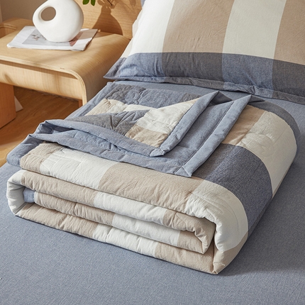 91家纺网 家纺一手货源 找家纺 西域种棉人·千百笠 2025新款A类100%新疆棉花夏凉被纯棉全棉填充原棉空调被手工宽边水洗棉夏被 烟灰大格